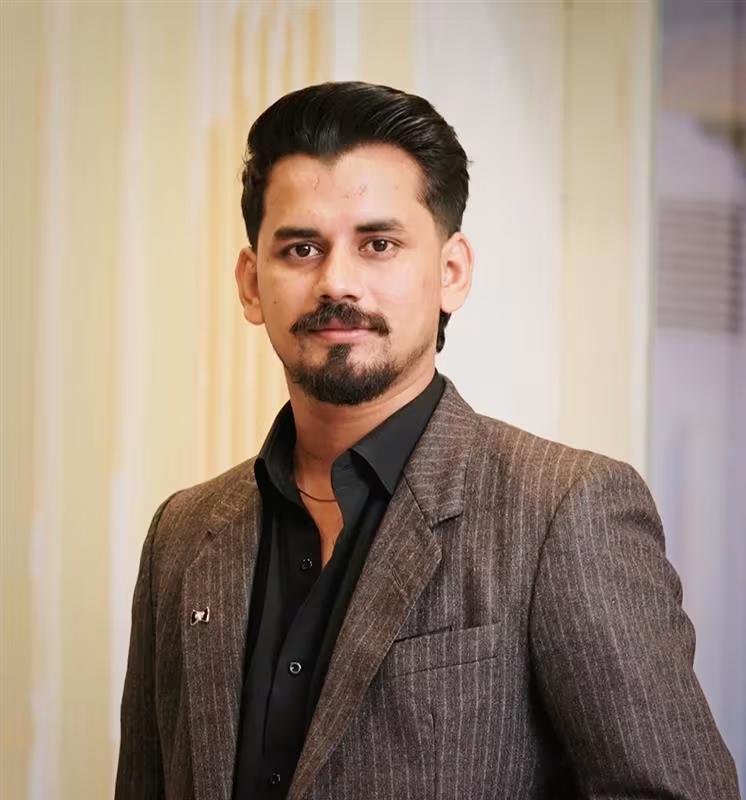 Akash Aslam